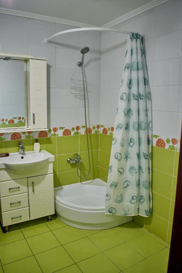 Vacation Home Lubov Kam'janec'-Podil's'kyj Esterno foto