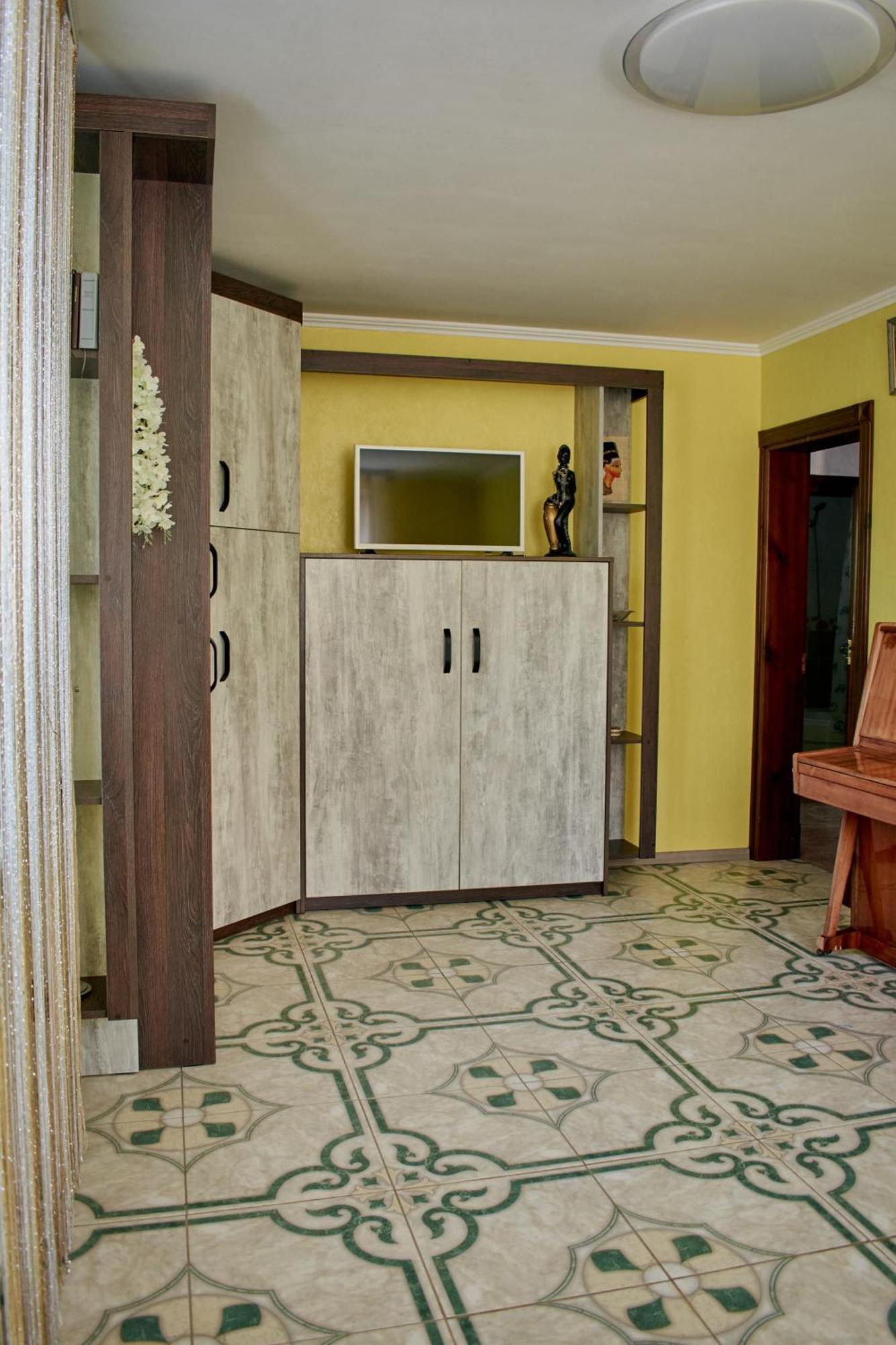 Vacation Home Lubov Kam'janec'-Podil's'kyj Esterno foto